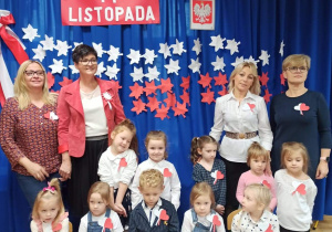 Pamiątkowe zdjęcie- grupa Promyczki