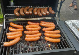 Kiełbaski na grillu