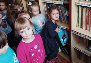 Odwiedziny biblioteki przedszkolnej