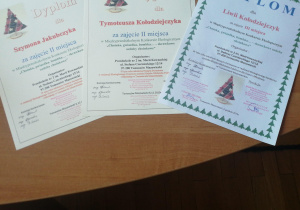 dyplomy za II i III miejsce